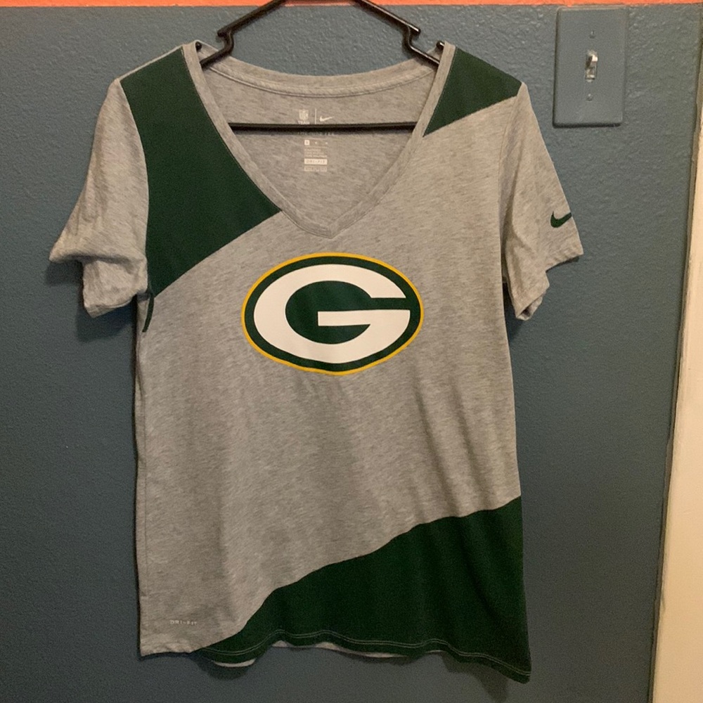 The Nike Tee, Green Bay Packers gray green and yellow small long tee